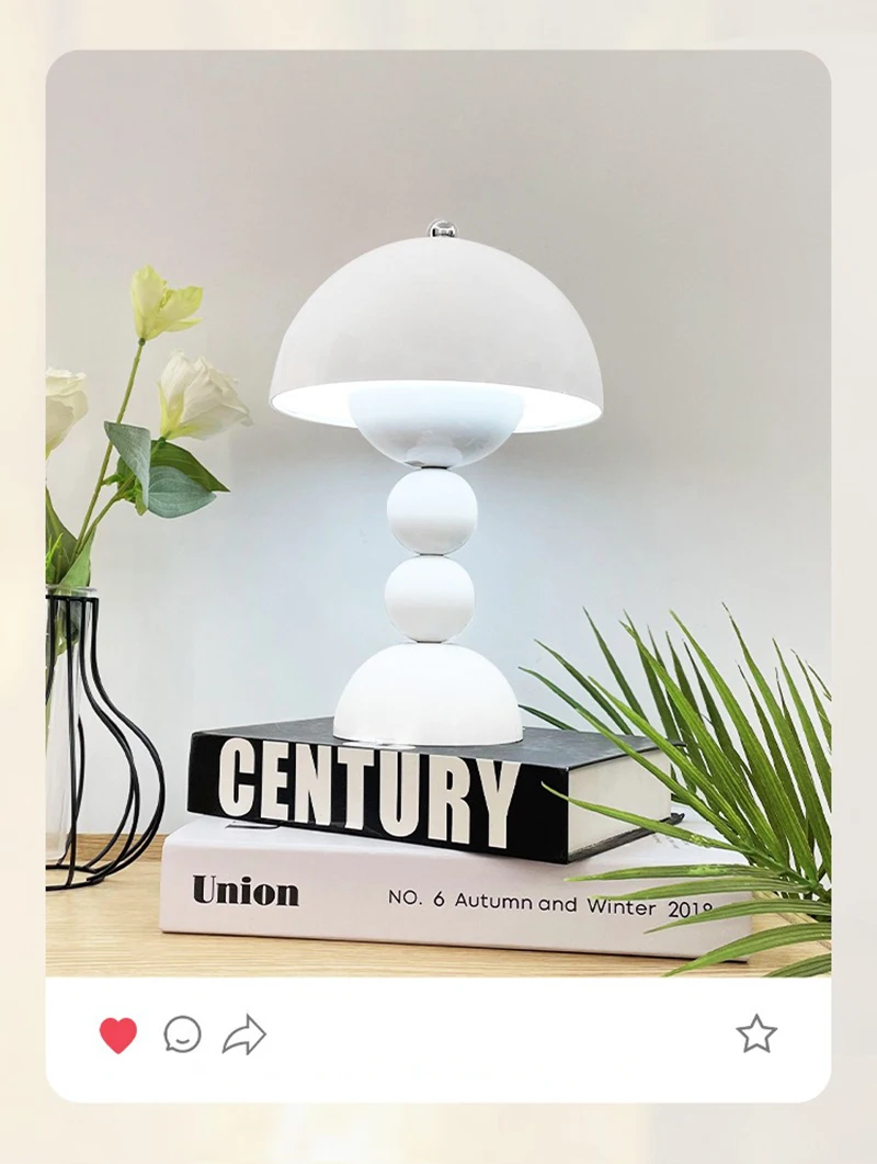 Table Lamp Image 6