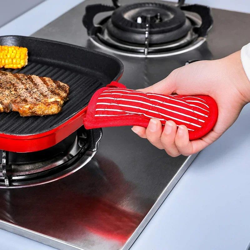 Pan Handle Sleeves 2Pcs Heat-Resistant Skillet Oven Mitts Hot Handle Covers Kitchen BBQ