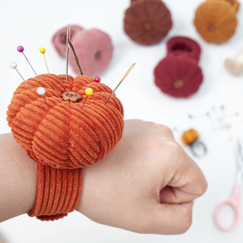 Pumpkins Wrist Pin Cushion Set With Snap-Pop Rings Needle Storage Pin Holder DIY Handcraft Sewing Accessories Kit For Needlework