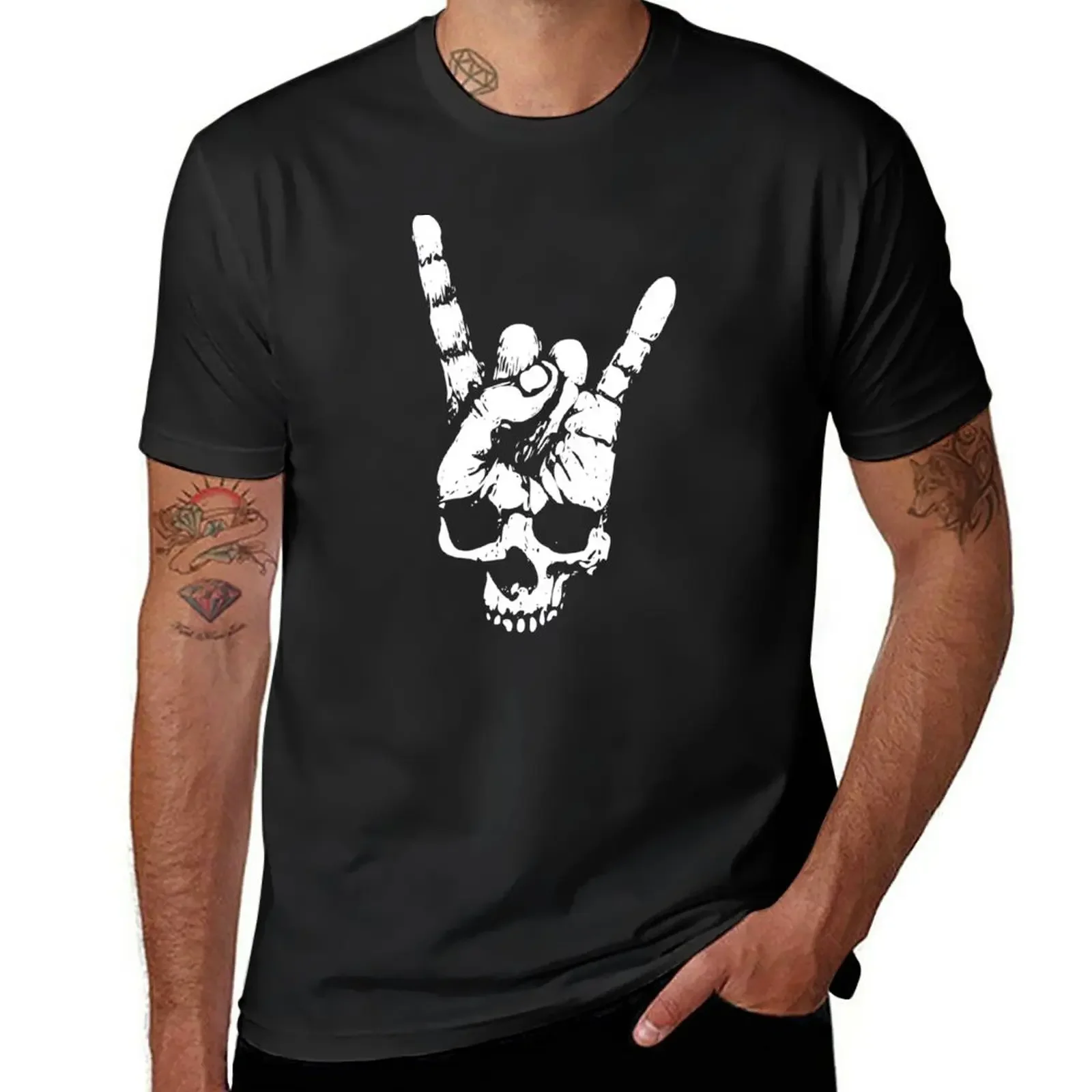 

heavy metal skull with devil horns hand T-Shirt kawaii clothes new edition tops t shirt men