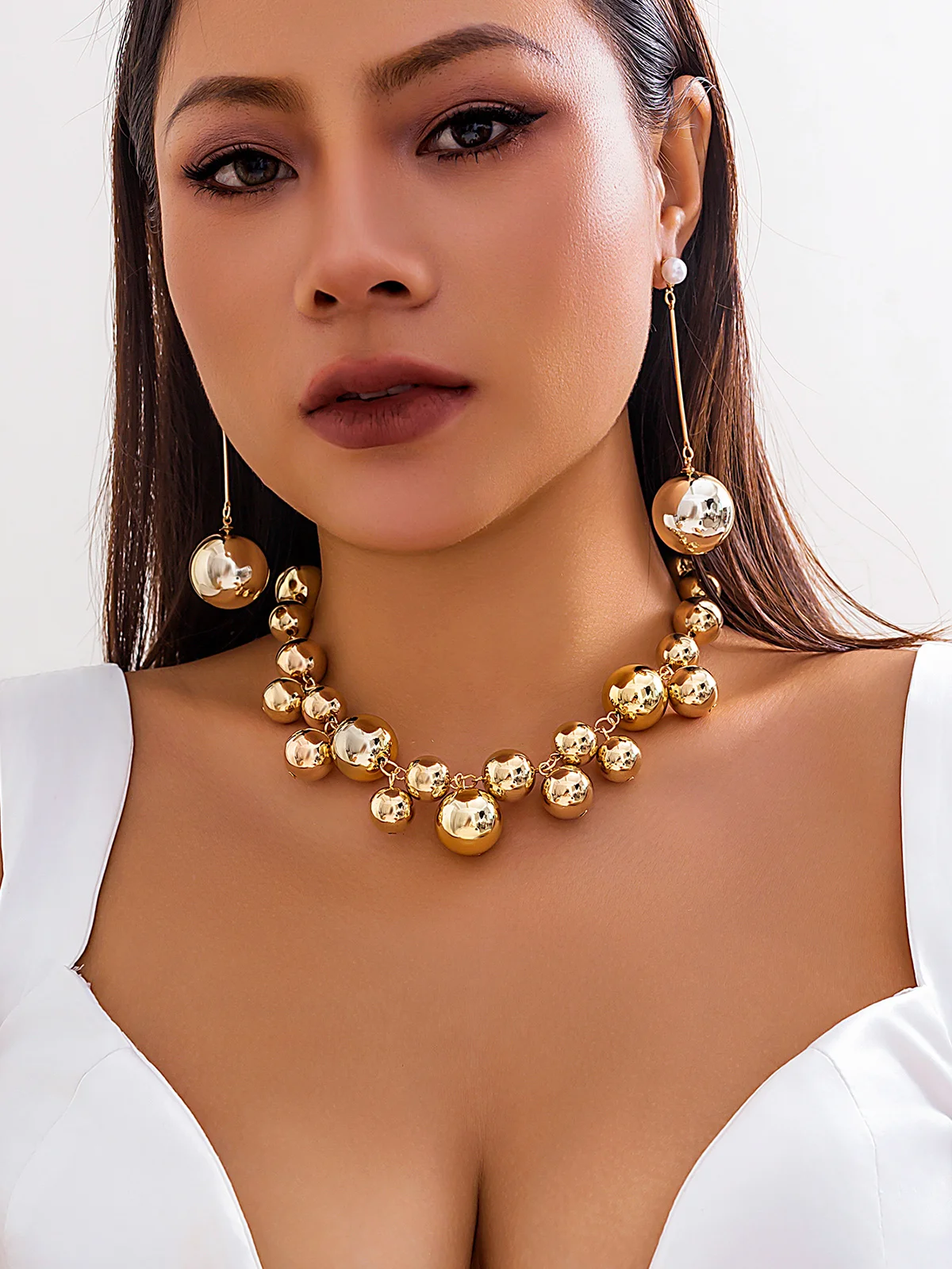 Trendy CCB Ball Jewelry Set for Women - Statement Necklace and Earrings with Exaggerated Beaded Design /vestes novas