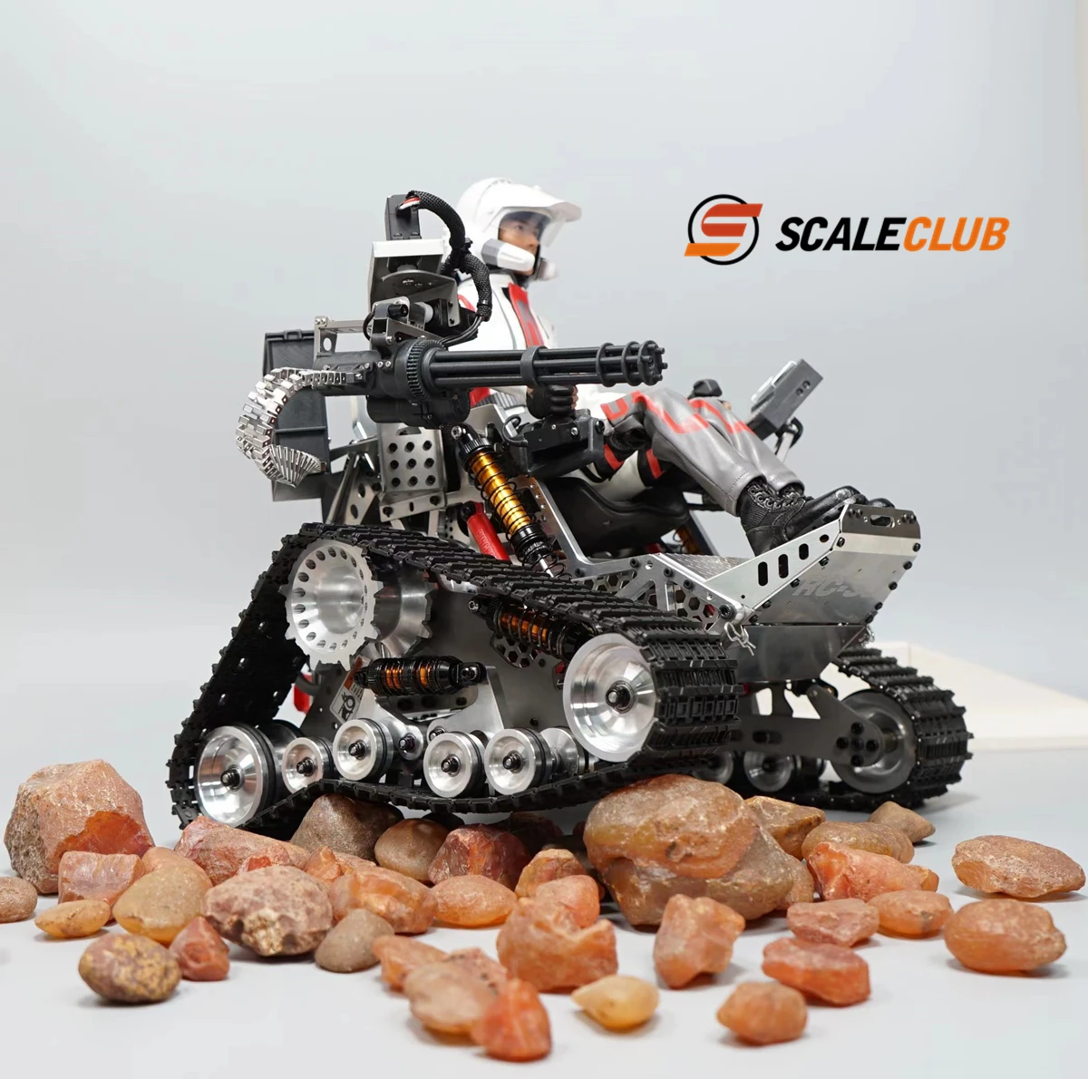 

Scaleclub 1/6 Tracked Chariot Doomsday Chariot Wasteland Matt RTR Hand Play Climbing Vehicle