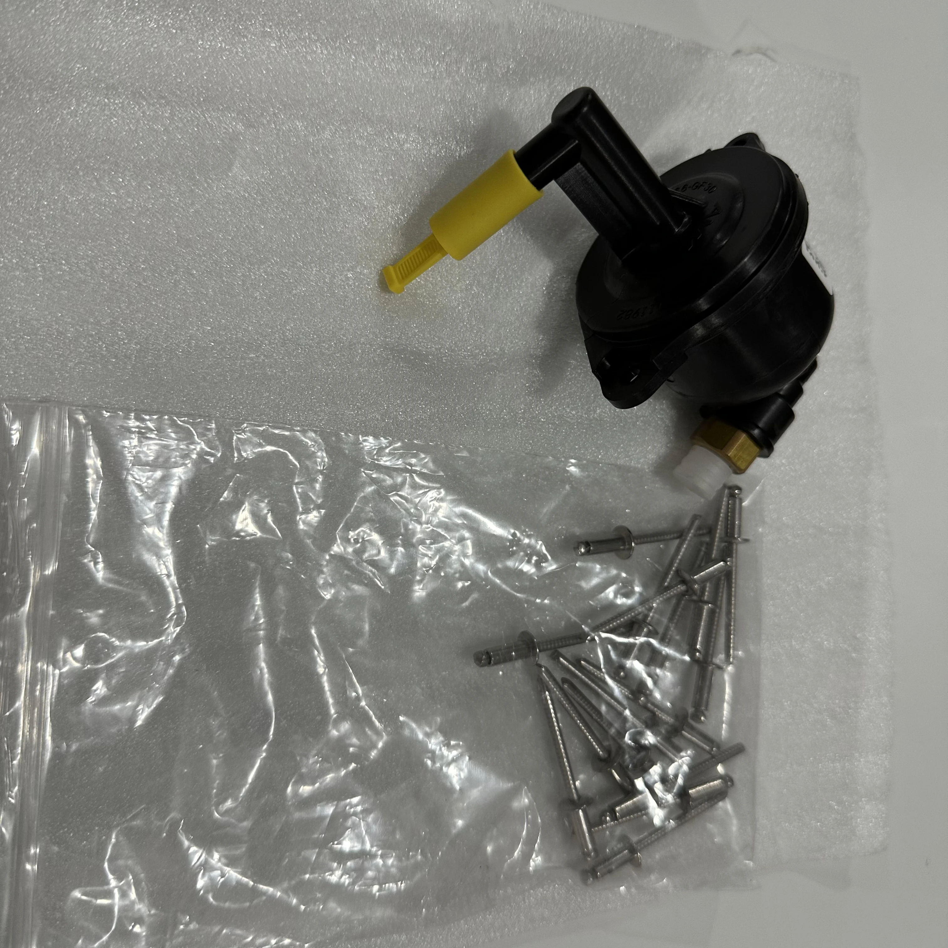 LR140035 LR121262 LR095836 Air pump silencer valve FOR LAND ROVER AIR SUSPENSION EXPANSION CHAMBER RANGE ROVER SPORT
