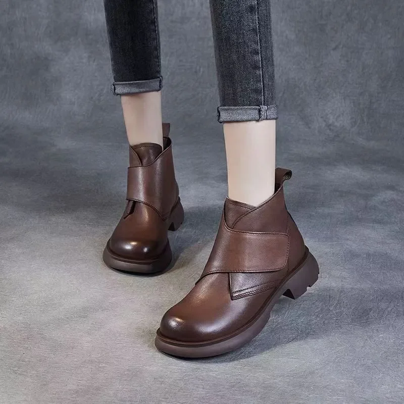 

Женские сапоги до середины икры, на устойчивом каблуке, из ПУ кожи