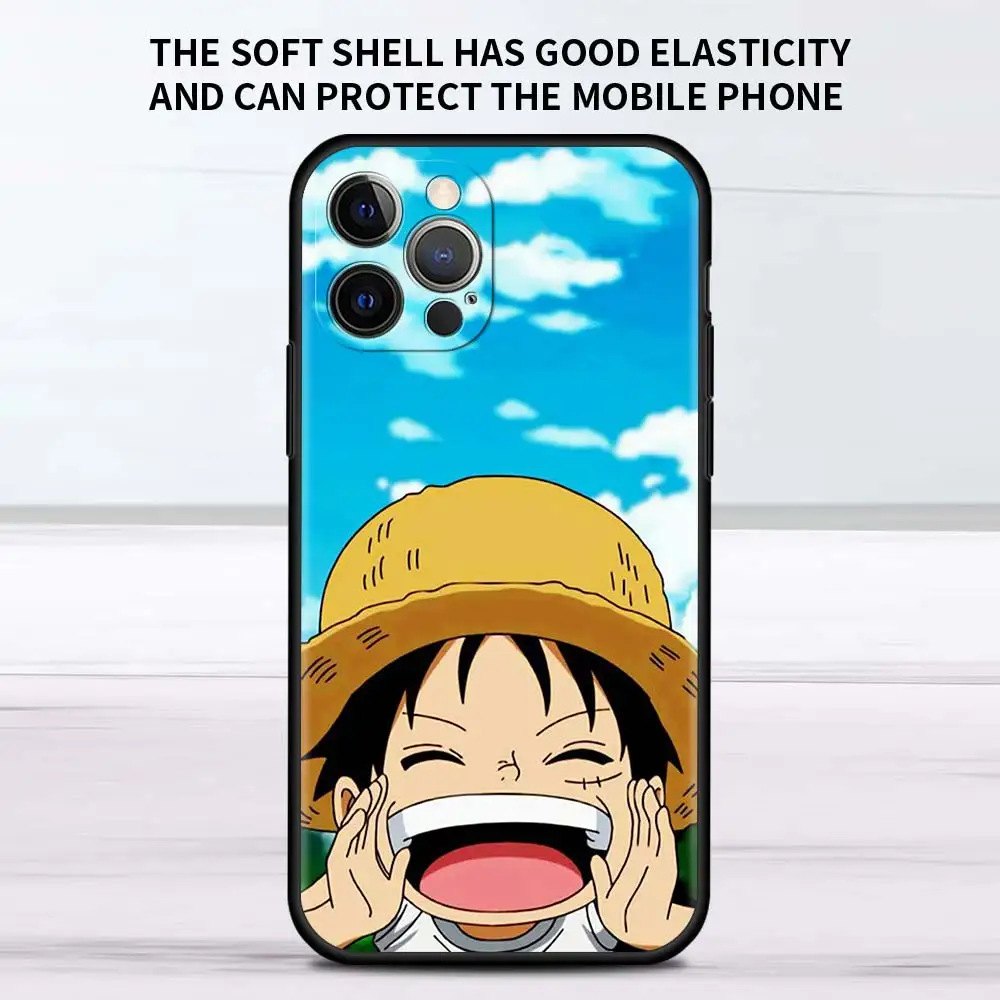 iphone se silicone case Anime One Piece Luffy Zoro Funda Case For Apple iPhone 13 11 12 Pro 7 XR X XS X Max 8 6 6S Plus 5 5S SE 2022 Phone Coque cute iphone se cases