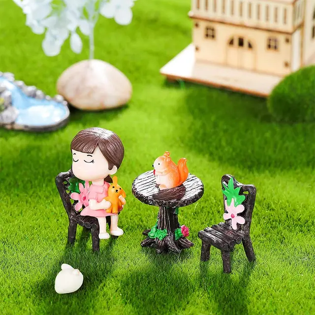 Miniature Couple Figurines - Resin Fairy Garden Decor, Romantic Dollhouse Ornaments, 2.5x4.7cm, Set Of 2 - View #4