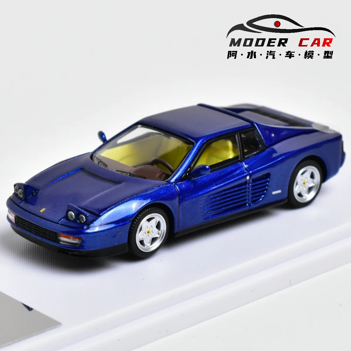 XF 1:64 Testarossa Diecast Model Car 4
