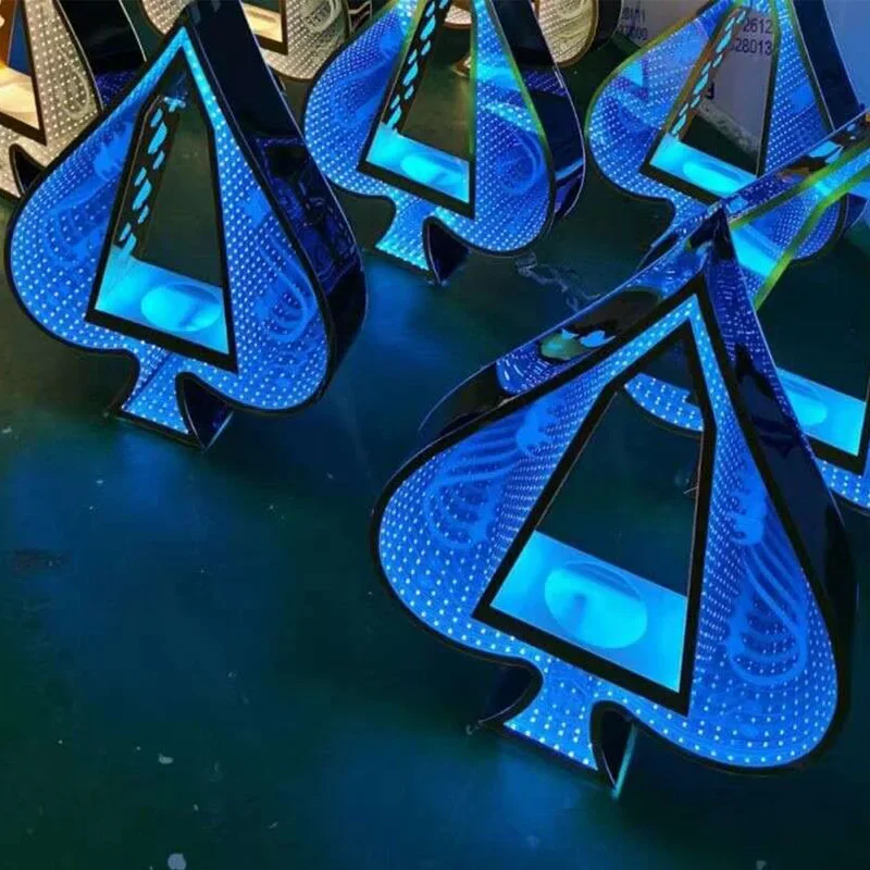 LED Rechargeable Ace of Spade Beer Bottle Holder VIP Cocktail Wine Champagne Bottle Presenter Glorifier Display Case