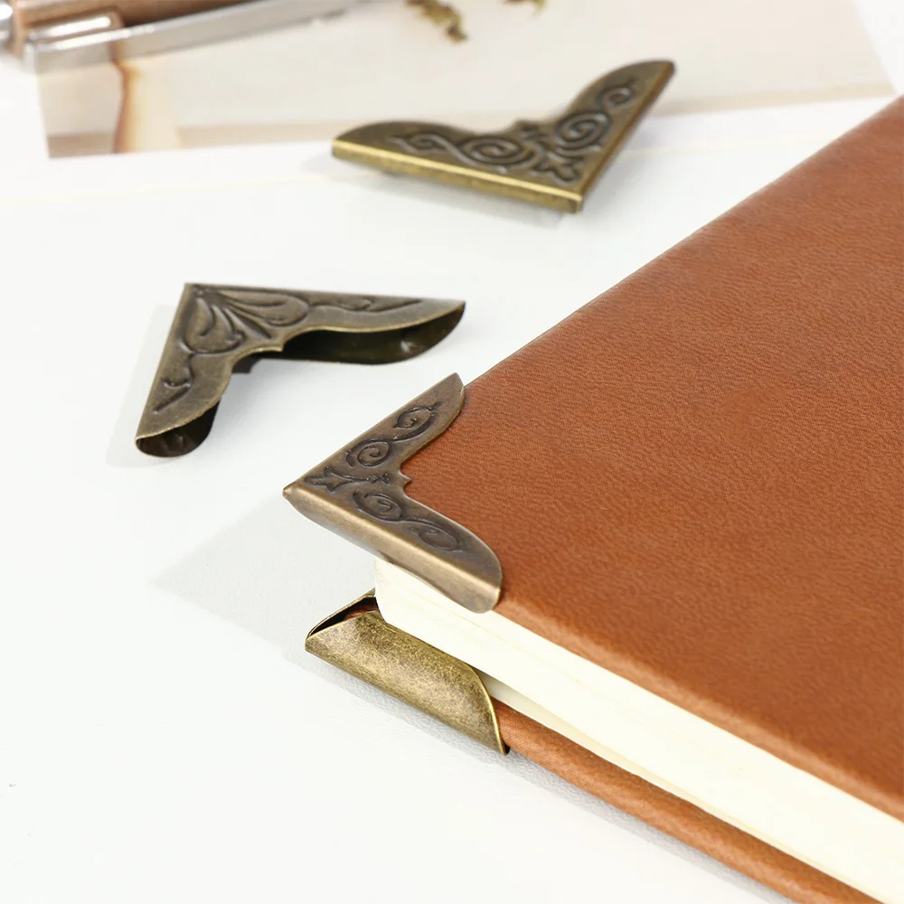 Book Corner Protector Photo Corner Protector 4Pcs Retro Metal Iron Corners Book Menus Decoration Cover DIY Crafts Scrapbook Accessories