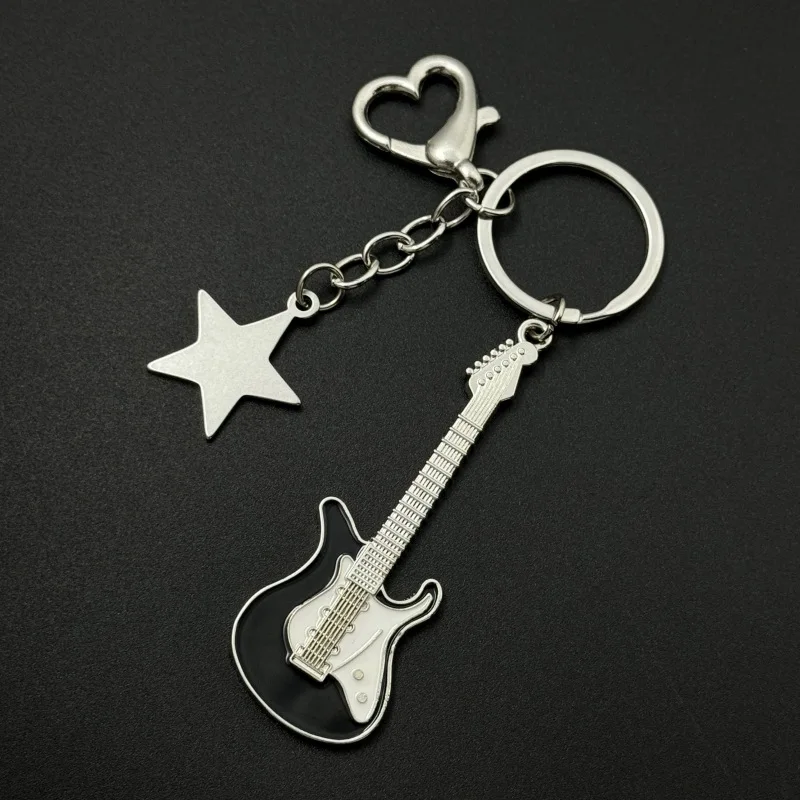 Y2k Guitar Love Heart Key Chain for Men Women Star Sweet Keychain Cool Trendy Fashion Pendant Rock Punk Vintage Accessories Gift