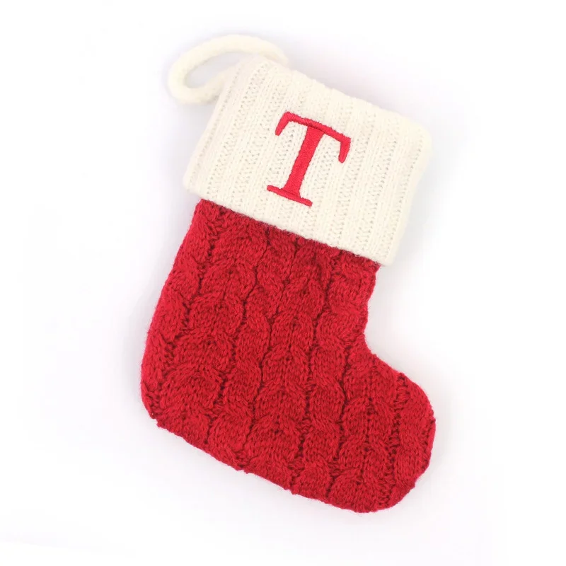 thumbnail image 1 of Medias navideñas con letras, nuevas decoraciones tejidas para el árbol de Navidad, colgantes para el hogar, regalo de Navidad, calcetines navideños con alfabeto de copos de nieve, 1 of 5