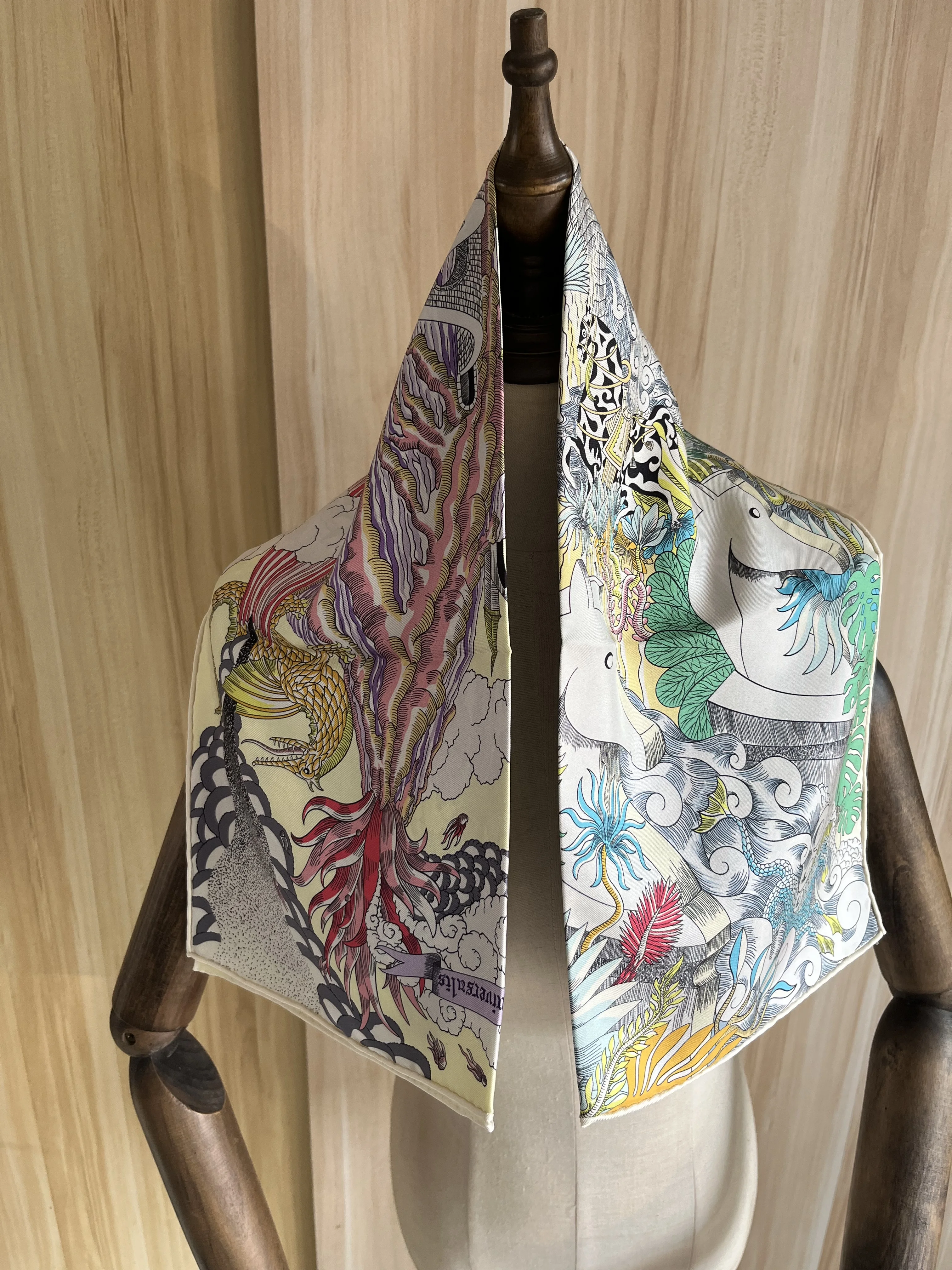 

2023 new arrival fashion white double print 100% silk scarf 90*90 cm square shawl twill wrap for women lady hijab free shipping