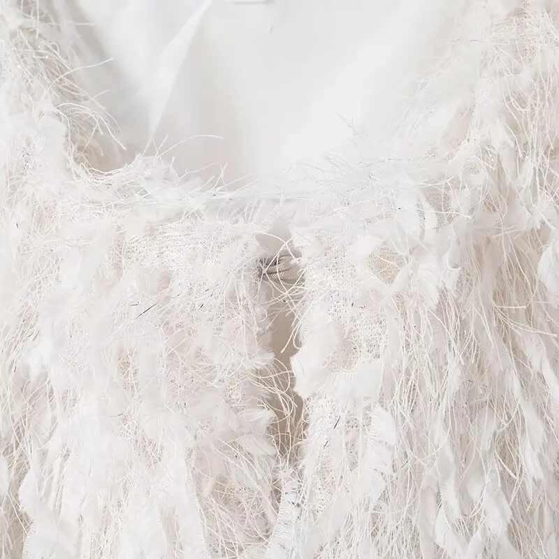 Women Autumn New Fashion Elegant Jacket Feather Decoration Casual Metal Line Short Coat Female Retro Long Sleeved Coat Chic Top