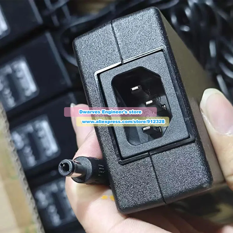 AMP-160-24 AC 어댑터 24V 6.7A 160W 웨이하이 노트북 충전기 전원 공급 장치