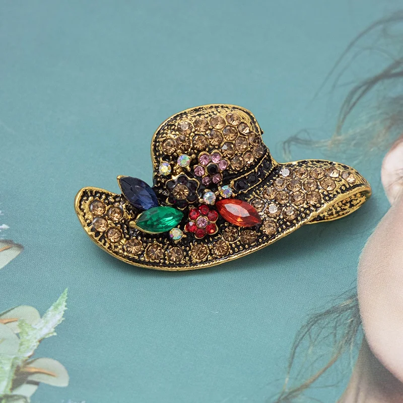 Spilla con strass aurora boreale - Shopping Cocò - Fashion & Accessories