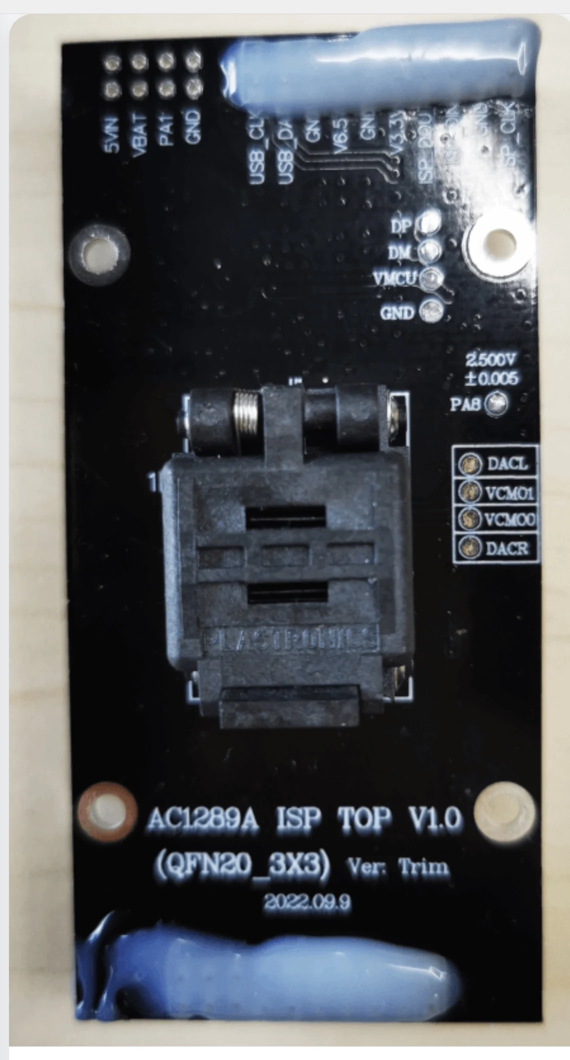 

QFN32 package burn write upper board, AC6966B4 burn write upper board
