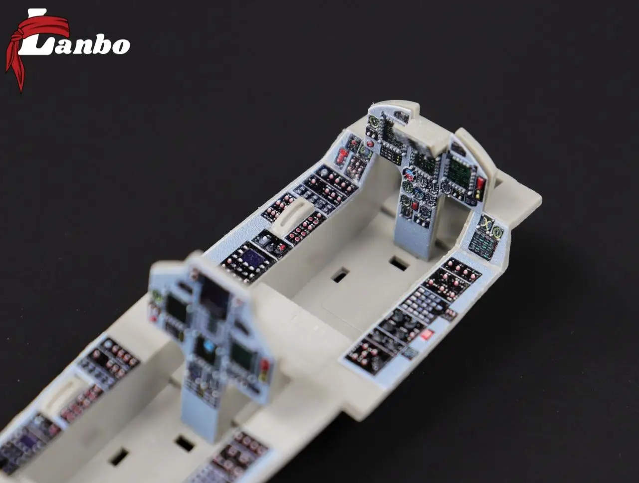 

Модели Lanbo 48127, 3D кабина для Trumpeter 1/48, пластина, яркий дракон