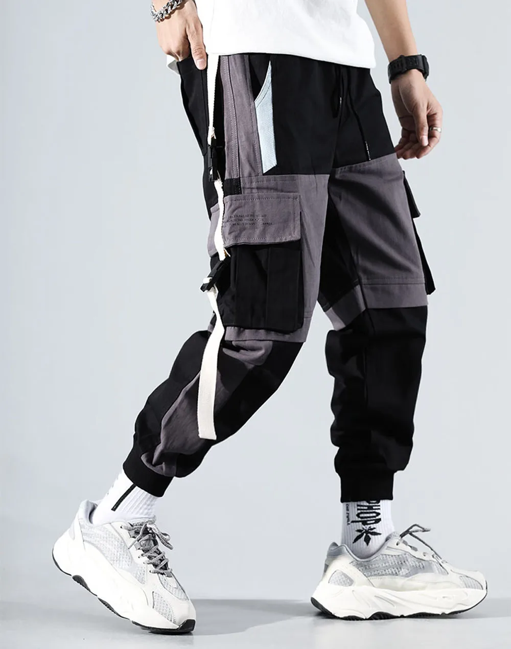 Description Picture 6 of itemNew Streetwear Men's Multi Pockets Cargo Harem Pants Hip Hop Casual Male Track Pants Joggers Trousers Fashion Harajuku Men Pants