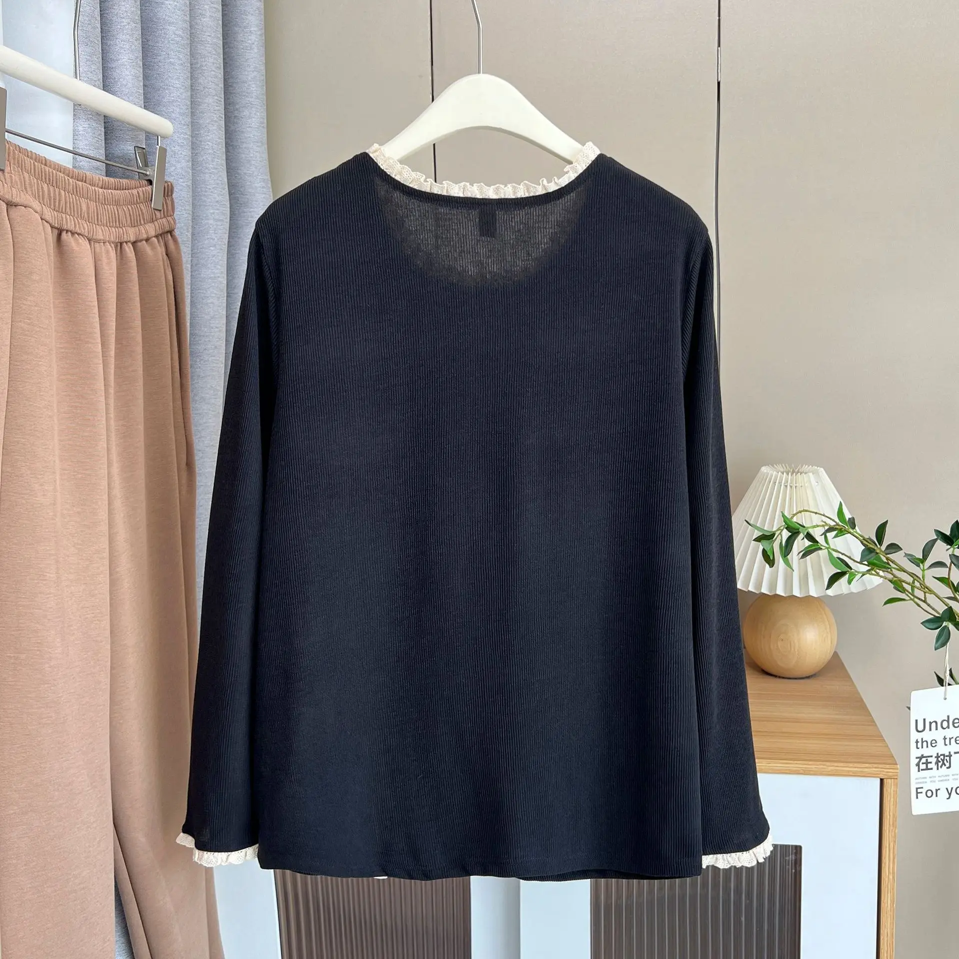 2025 Spring Plus Size Women's Top Fashion Lace Long Sleeve Slit T-shirt 100kg Base Tees 308