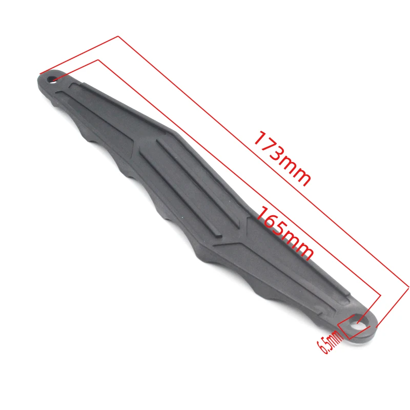 Détail du couvercle de batterie HSP 03010 pour camion RC 1:10, montrant le verrouillage.