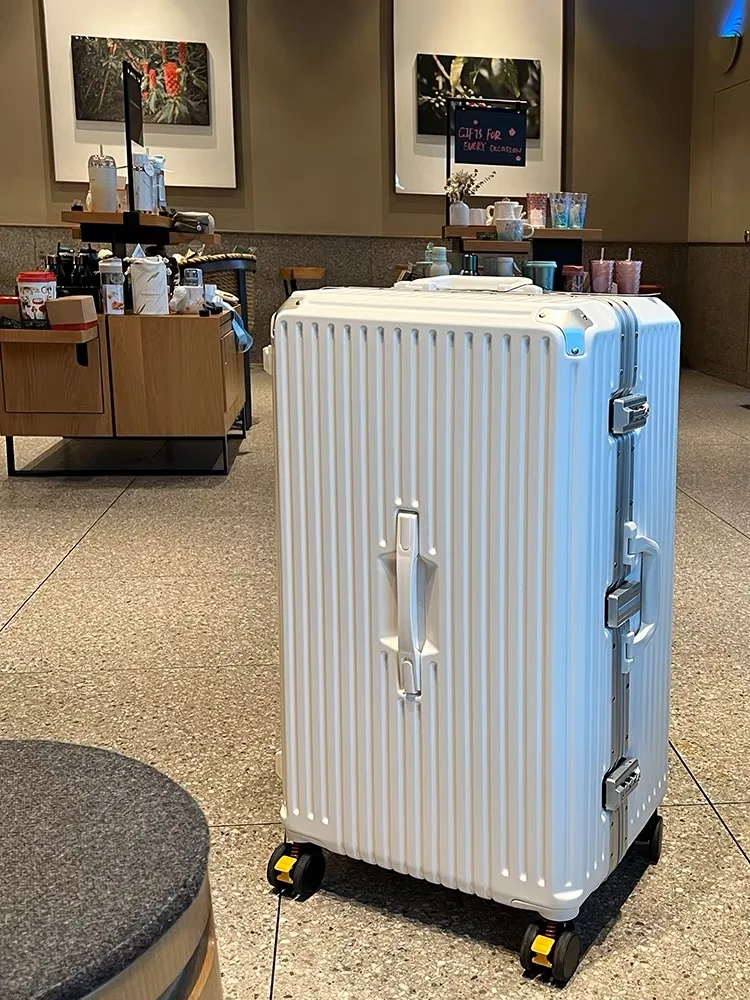 Thiened Aluminum Alloy Frame Large Capaci Five-Wheel Lage Bag 30 Inch ex Suitcase with Brake And Combination Lo