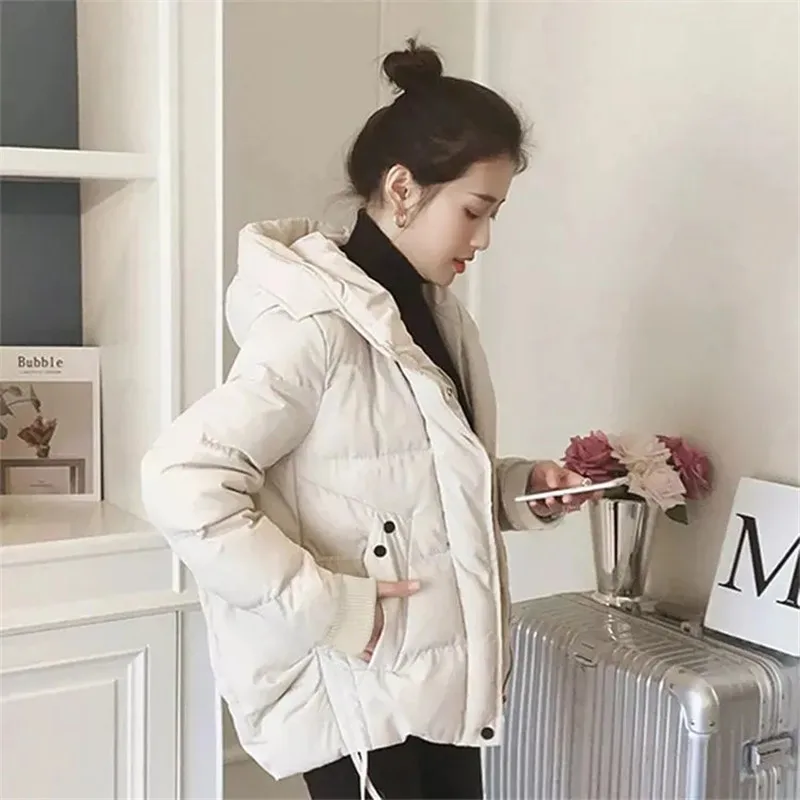 

New Fashion Korean Bread Coat Women Winter Parka Female Hooded Short Thick Warm Cotton Jacket Student Loose Outerwear Tide H2410