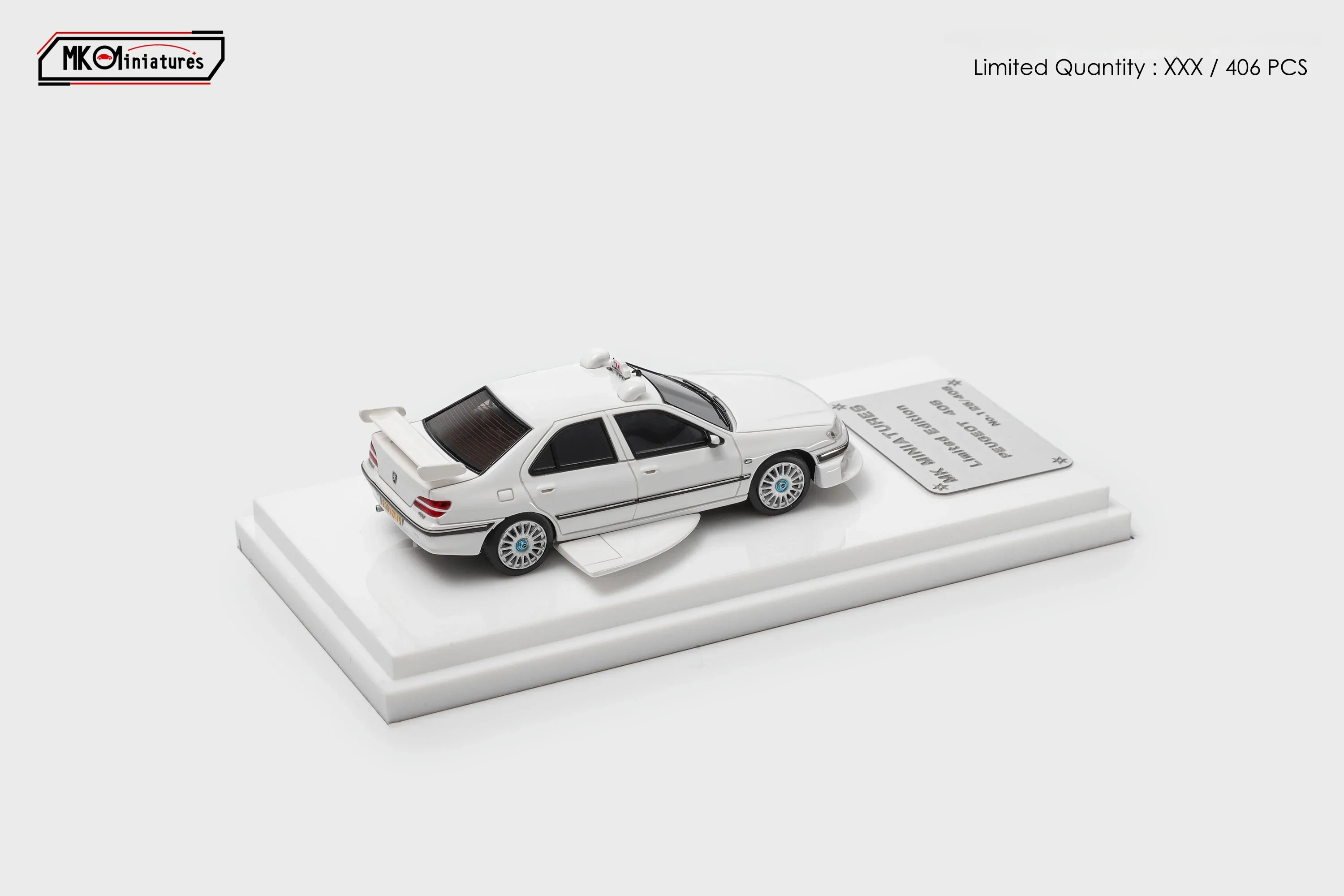 白い樹脂モデルの車,mkミニチュア,セダン,タクシー,1:64, 407