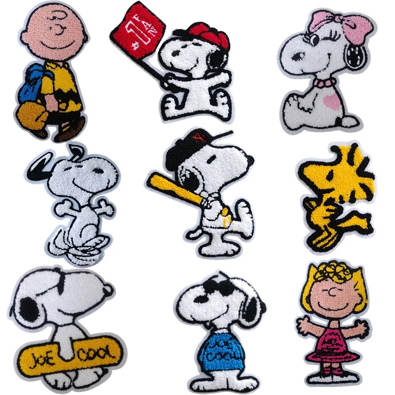 

New Snoopy Clothes Embroidered Cloth Patch Cute Cartoon Snoopy Kids Coat Sweater Bag Decor Anime Applique Clothing Accessories