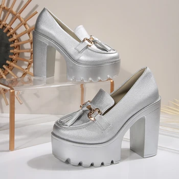 أحذية بكعب عالٍ مع فيونكات كلاسيكية أنيقة وكعب سميك 8