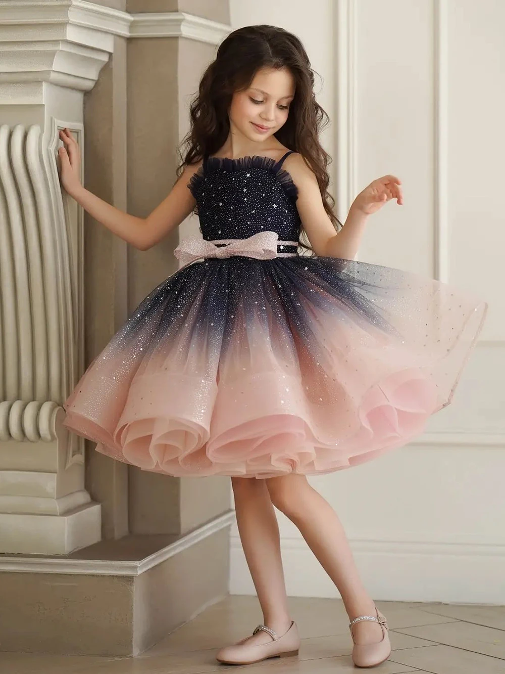 

Flower Girl Dress Sequin Fluffy Short Sleeveless Bow Wedding Cute Little Flower Child Communion Birthday Party Dress