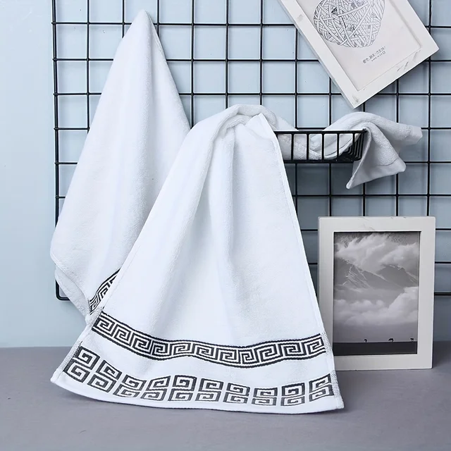 2pcs Green Christmas Cotton Bath Towels Set Hotel Bathroom Towels For Adult Quick-Dry Thicken Face Bath Towels 34x74cm 70x140cm 4
