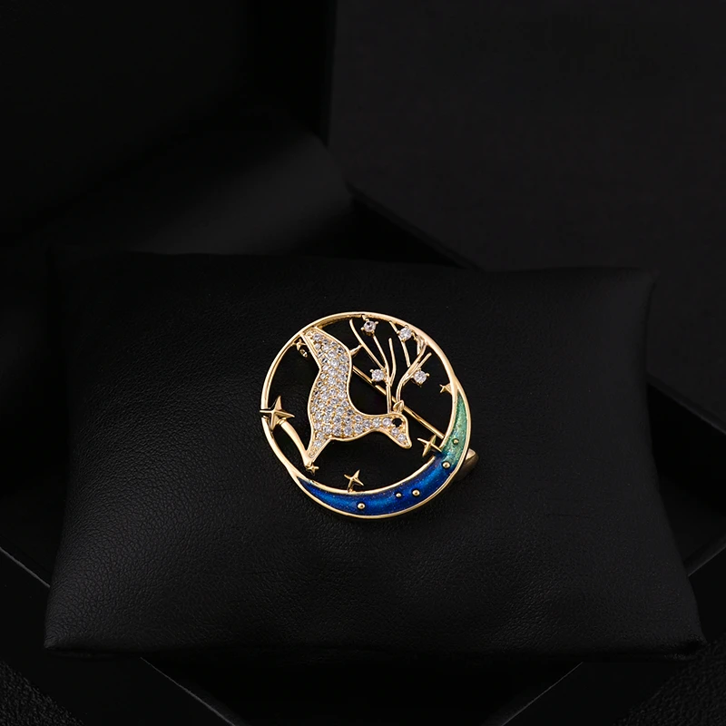 High-End Small Starry Deer Brooch Women's Suit Neckline Corsage Accessories Anti-Exposure Fixed Cardigan Collar Pin Jewelry 6074