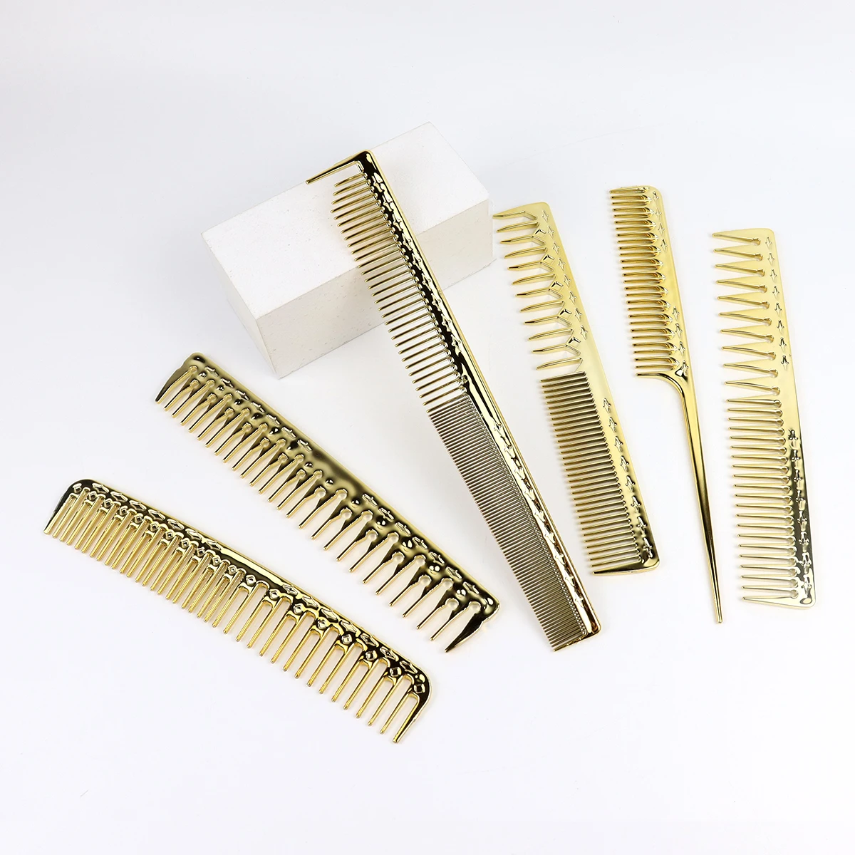 

1pcs Glillter Electroplated Gold Wide Tooth Combs Salon Space Aluminum Hair Metal Haircutting Comb Styling Tool Barber Shop