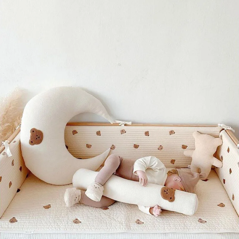 Kid Pillow Moon Shape Detachable Sleeping Nursing Pillow For Newborn Cartoon Bear Design Decorative Breastfeeding