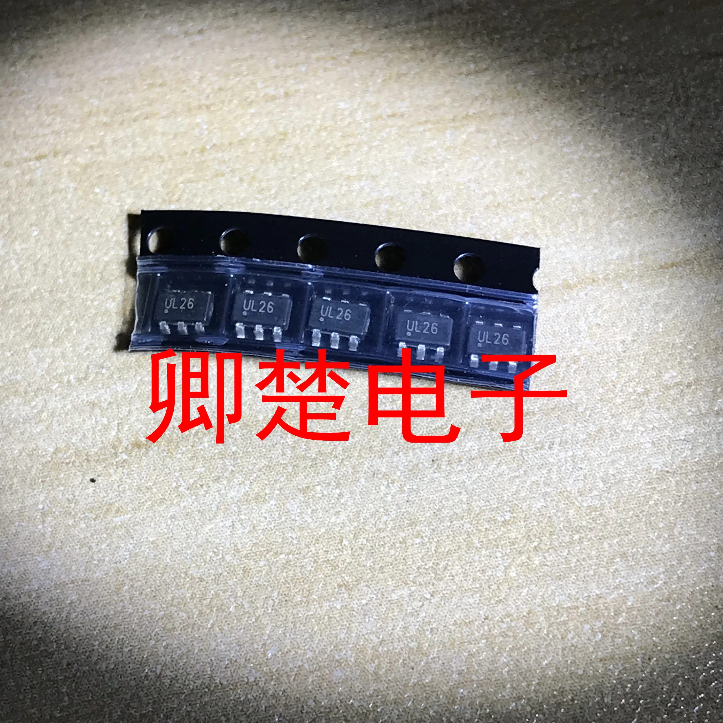 

Оригинальная новая трафаретная печать, модель UL26 SOT23-6, 30 шт.