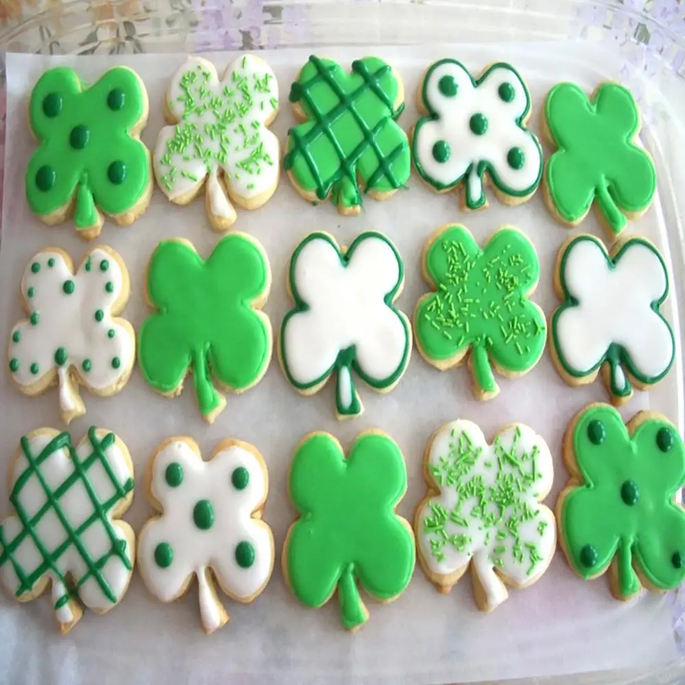 Stainless Steel Four Leaf Clover Shamrock Cookie Cutter St. Patrick&rsquo;s Day Biscuit Bread Molds Cookie Kitchen Bakeware Tools