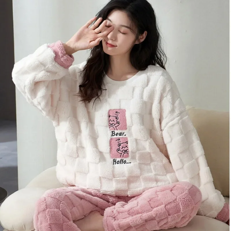 2024 New Coral Velvet Pajamas Women Autumn Winter Plush Thickened Loungewear Cute Cartoon Student Flannel O-neck Homewear Suit