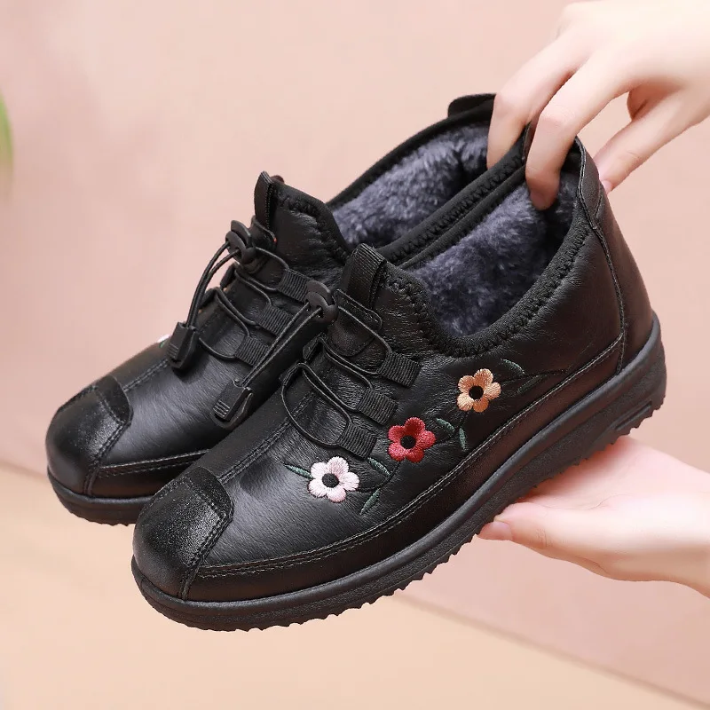 Feerldi Mom Leather Fur Moccasins Women Sport Sneaker for Elderly Female Soft Warm Comfortable Loafers Size 41