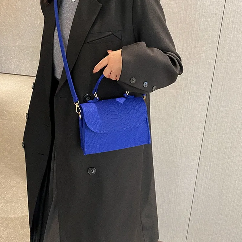 

Blue Bags For Womens New Korean Fashion Ladies Shoulder Bag Trend Handbags Retro Designer Luxury Female Totes Handbag For Girls