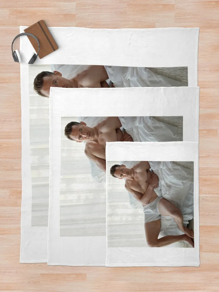 Tom Hiddleston-�ʼ��� ����ũ�� �ø��� ��Ʈ ���� ���� ���, ���ſ� ���, ������ ���