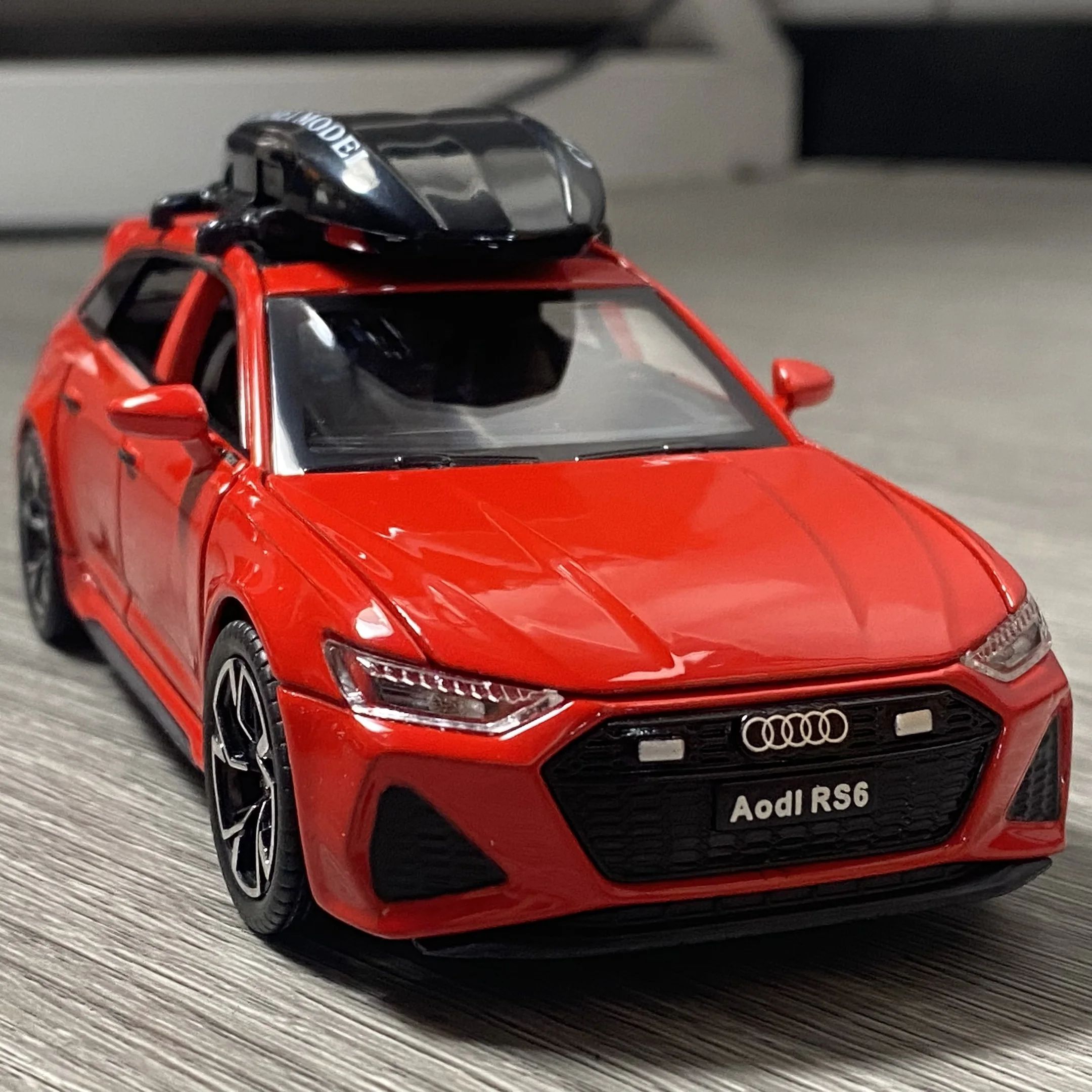 1:32 AUDI RS6 Avant GT Wagon Diecast Model Car w/ Sound Light Pull