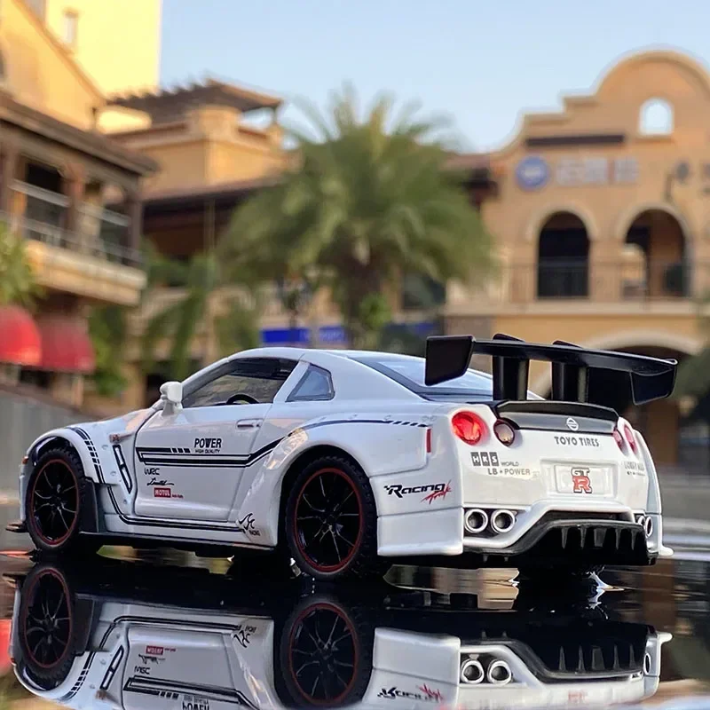 Alloy Sports Car Diecast Toy - Nissan Skyline Ares GTR Racing Collection