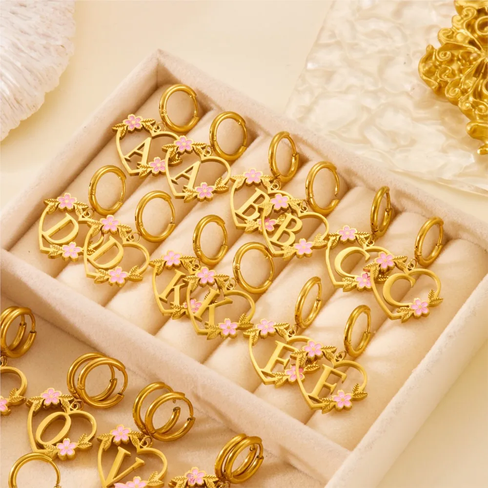Elegant Romantic 26 Alphabet Love Heart Shape Hoop Earrings for Women Not Fading Rose Flower Decor Earring Wedding Jewelry Gift