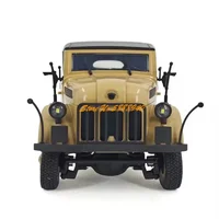 1:18 Scale 4WD Radio Control Command Vehicle Truck 2.4G LED Light Simulated Sound Smoke Crawler Off-Road Climbing RC Truck Car 2