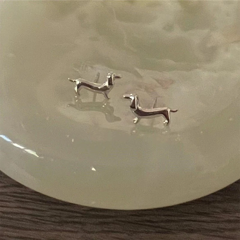Cute Dachshund Dog Earrings – Acrylic Dangle Drop Pet Jewelry Gift For Dog Lovers