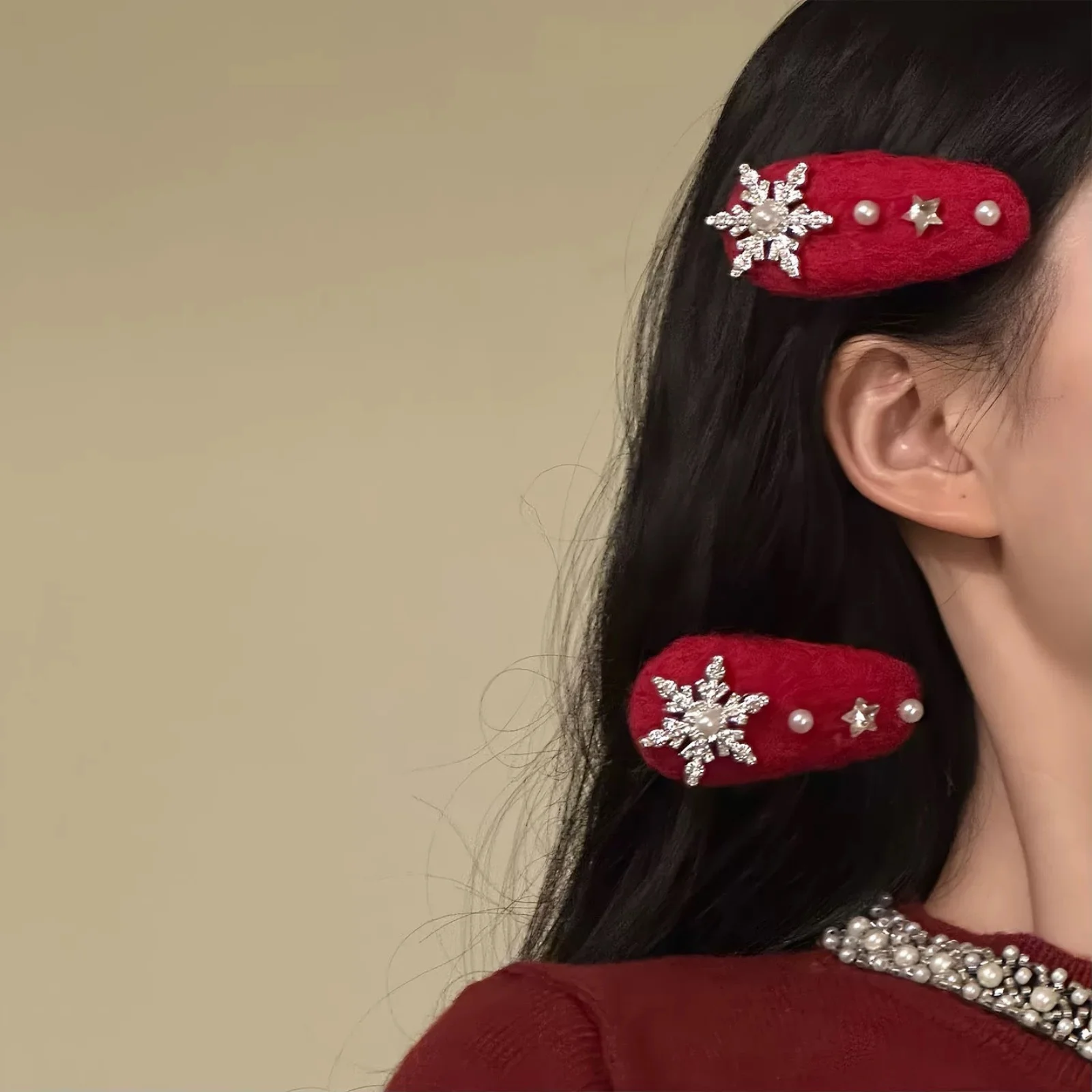 1PC Red Snowflake Hair Clip,Pearl Star Decor Hair Accessories,Festive Winter Hair Decor,Stylish Daily Outfit Hair Ornaments