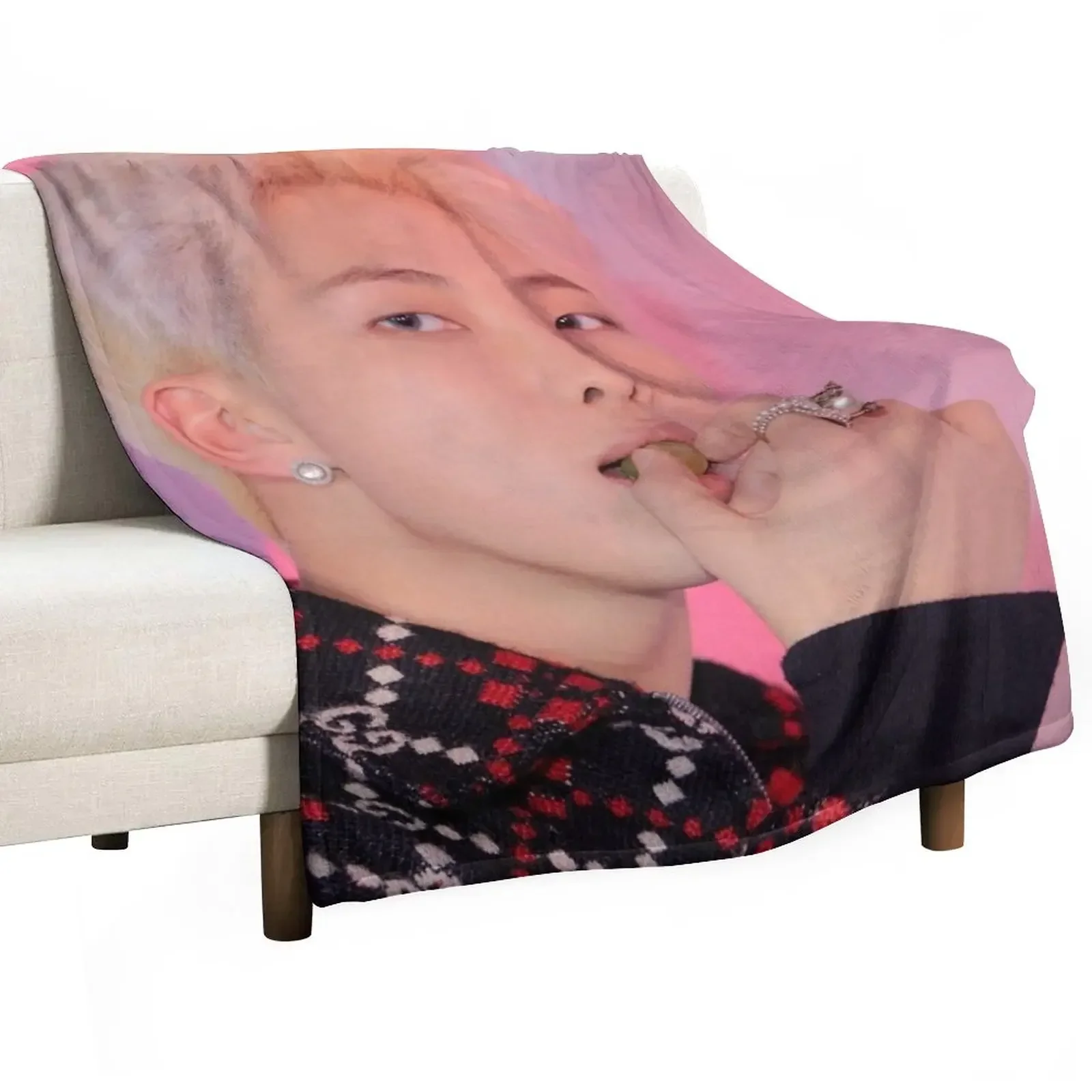 

RM Throw Blanket Custom Blankets Sofas Of Decoration Luxury Designer Flannel Fabric Blankets