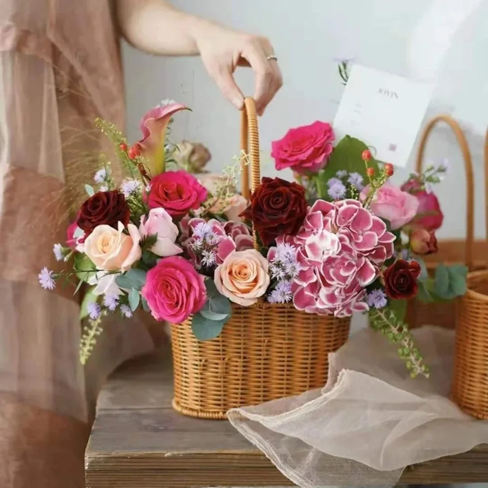Weidenkorb für Brautstrauß, Picknickbehälter mit Griff, Blumenarrangement-Korb, Handgewebter Picknickkorb – Detail 4
