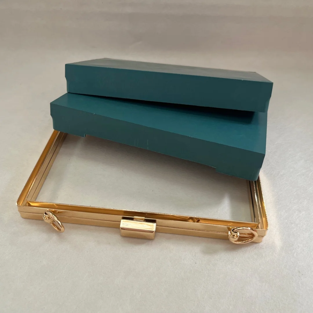 18cm Customized Metal Box Clutch Wallet Frame Bag Case with Black Plastic Sheet - Hardware Purse Frame for Handbag Accessories