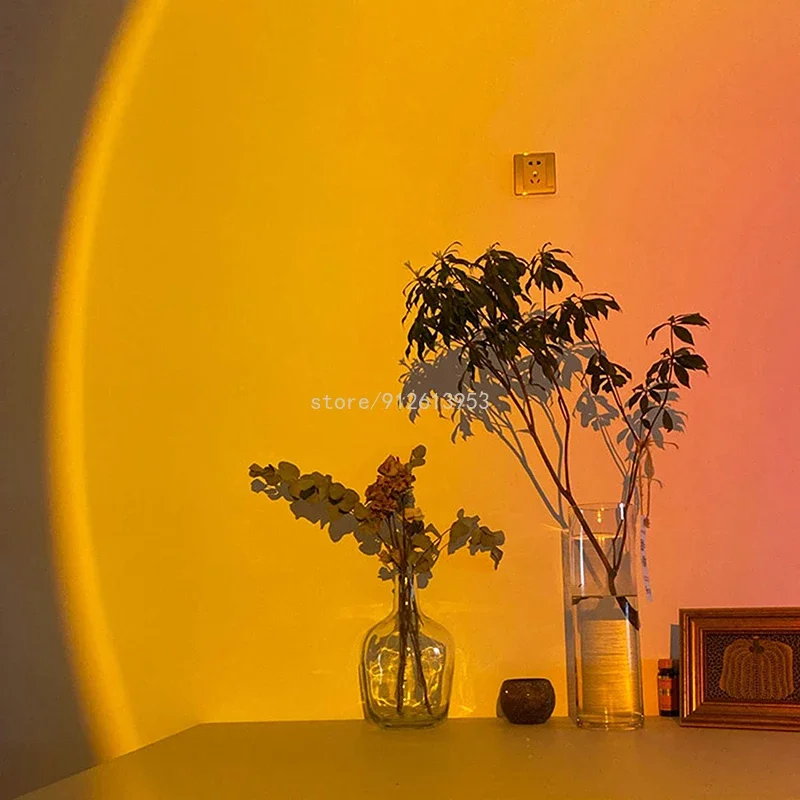 Рисунок 3 - Лампа-Закат женская